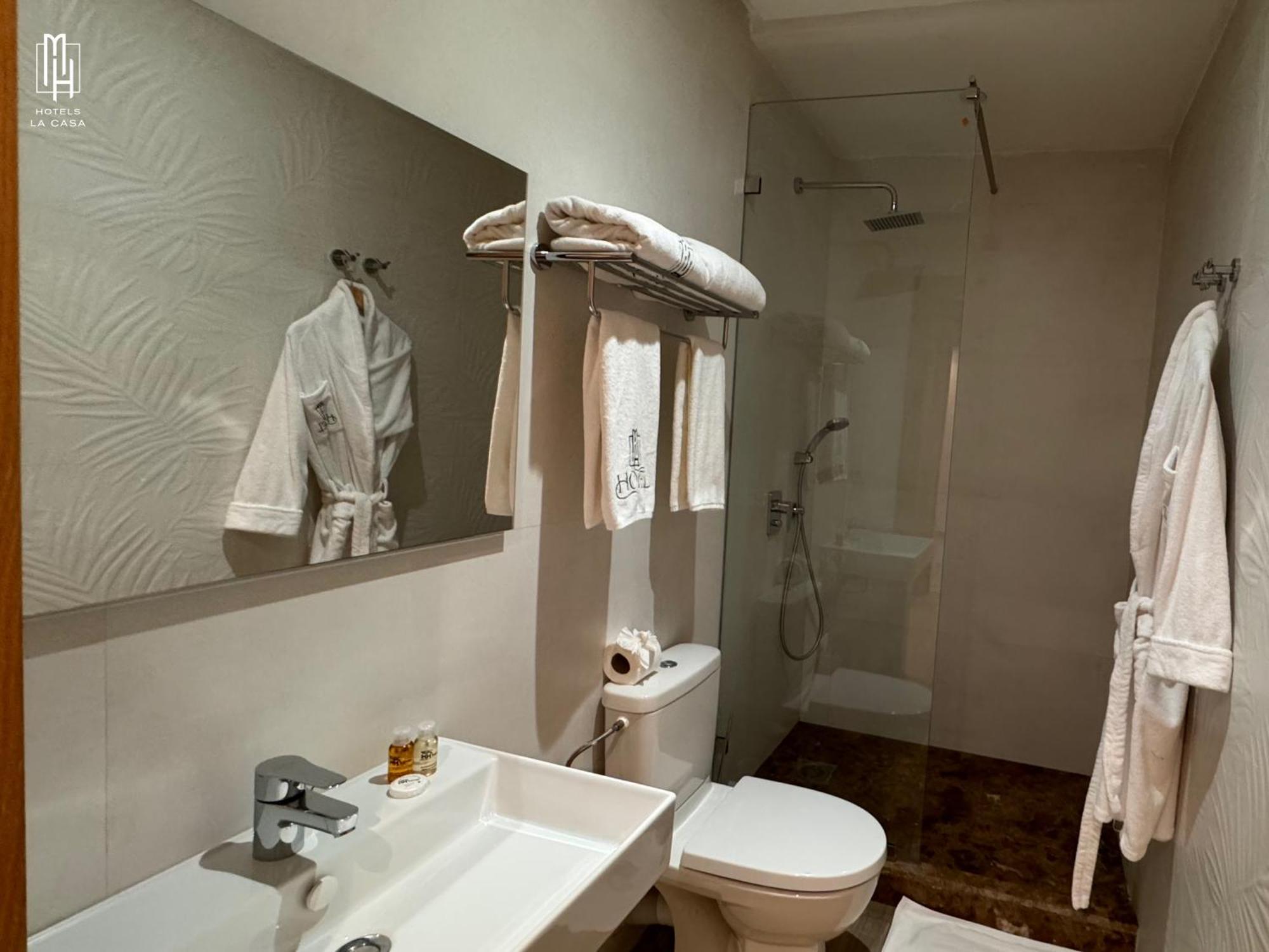 Mh Hotel La Casa Λααγιούν Εξωτερικό φωτογραφία
