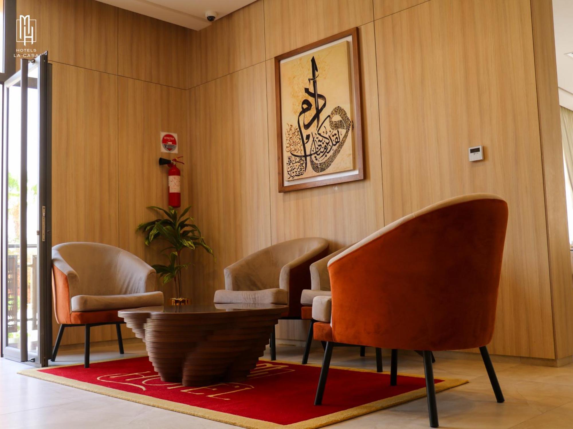 Mh Hotel La Casa Λααγιούν Εξωτερικό φωτογραφία