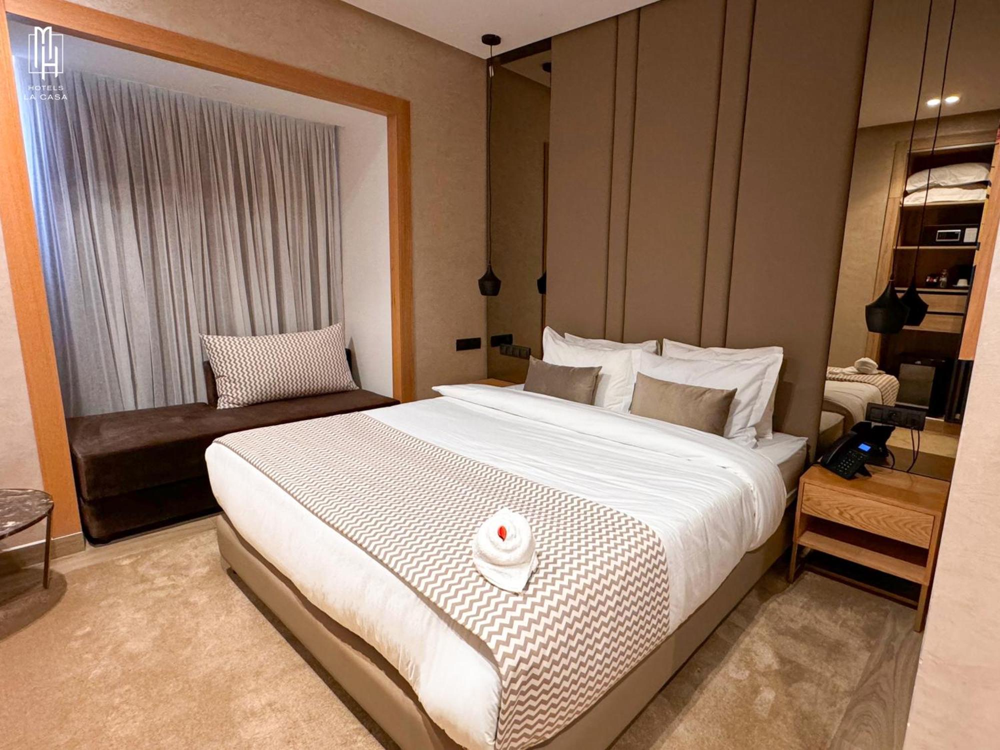Mh Hotel La Casa Λααγιούν Εξωτερικό φωτογραφία